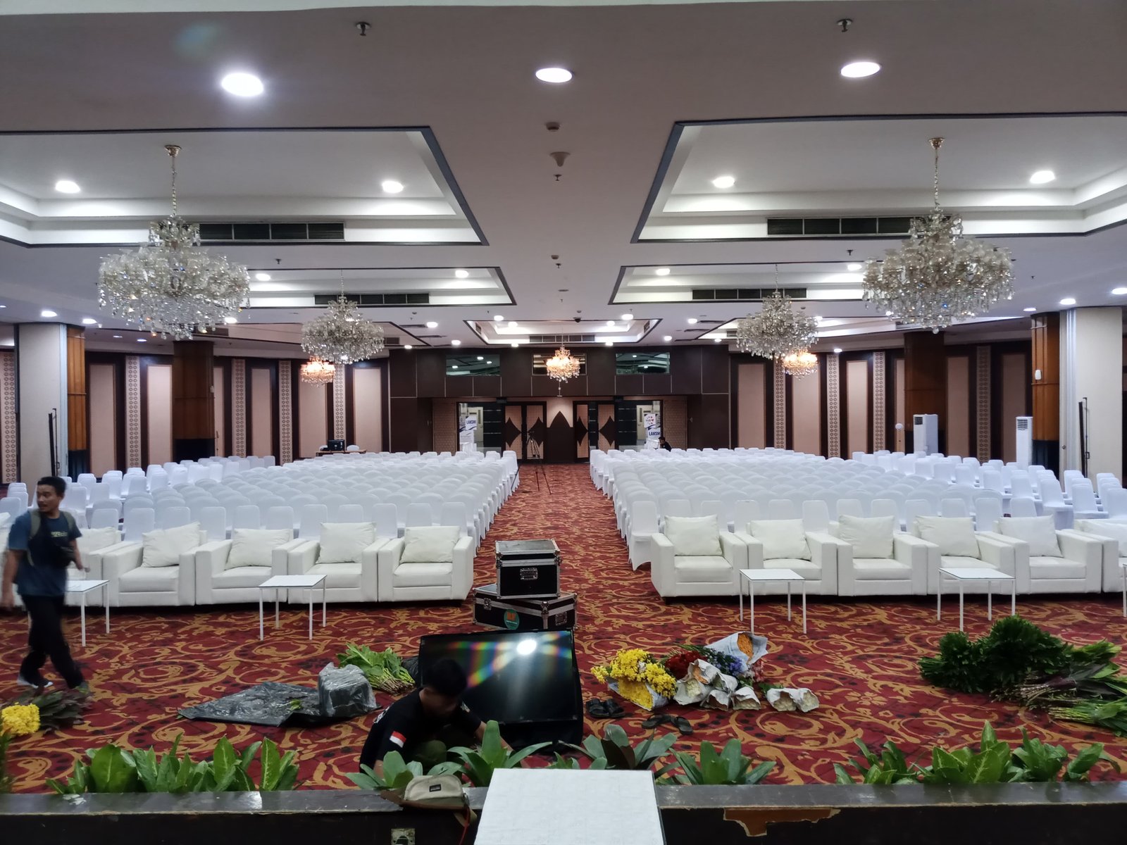 SEWA SOFA PINANG DI TANGGERANG 